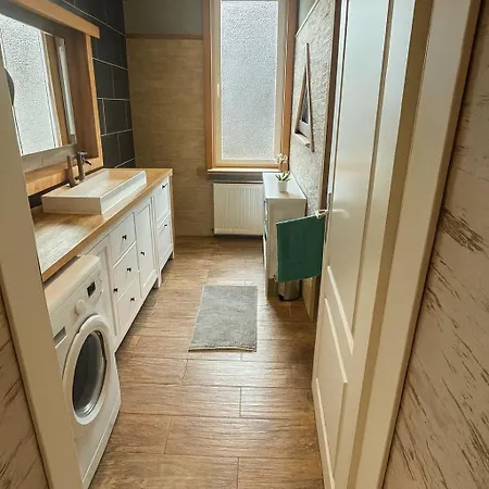 Apartment By Hell & Dunkel *