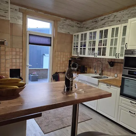 By Hell & Dunkel Appartement