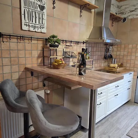 By Hell & Dunkel Apartment *