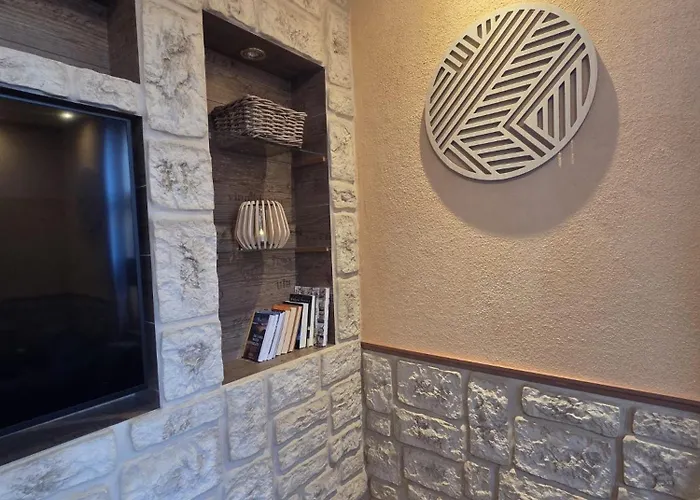 By Hell & Dunkel * 布劳恩拉格