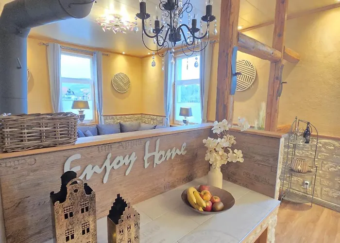 公寓 By Hell & Dunkel *